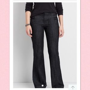 New with tag. Dark wash trouser 7/8 Short.