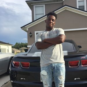 Meet your Posher, Kena