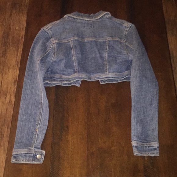 Jean jacket - Picture 2 of 3