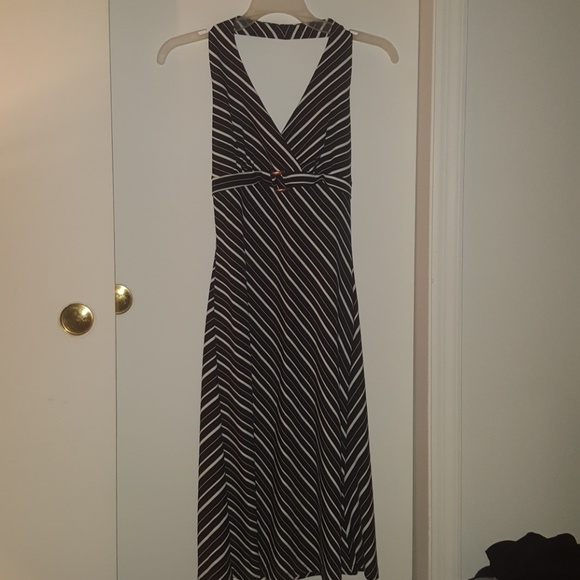 Fitted striped dress - Picture 1 of 1