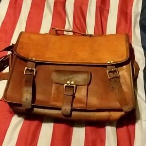 Leather messenger bag
