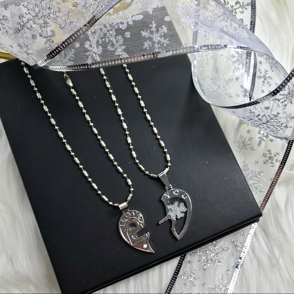 💰His & Her “I Love You” Heart Puzzle Necklaces