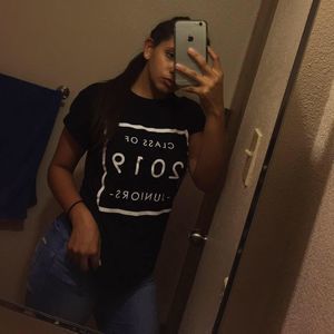 Meet your Posher, Adriana