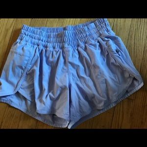 Lululemon tracker shorts