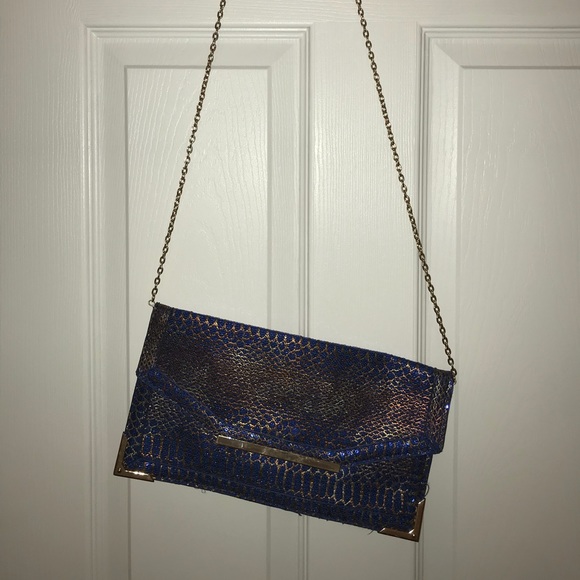 Crossbody Purses - Picture 2 of 8