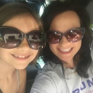 Meet your Posher, Dana