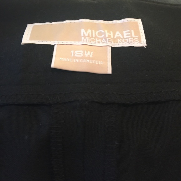 Michael Kors Wide Leg Cuffed Crop Trousers - Picture 5 of 6