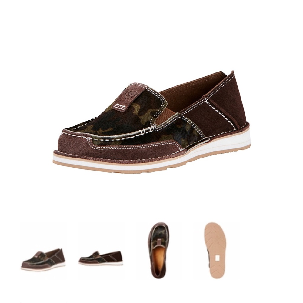 ⭕️sold on merc⭕️ Ariat cruisers
