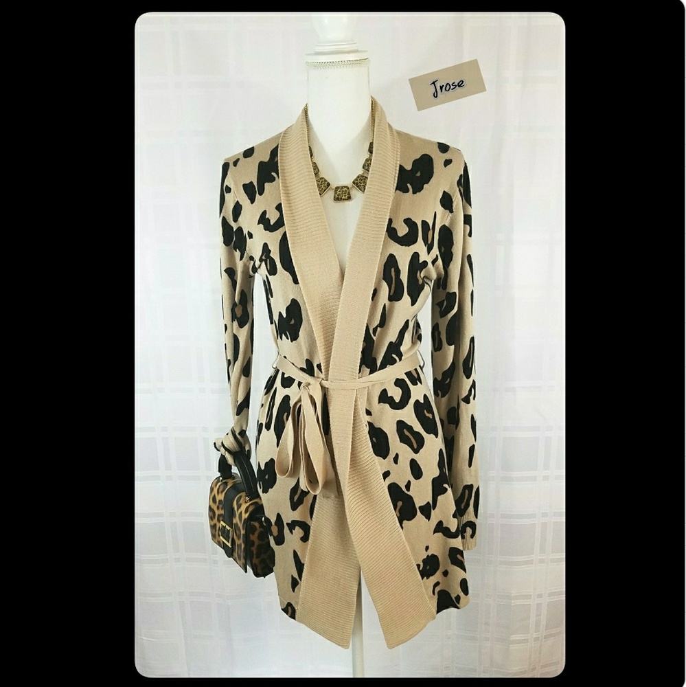 Dots Juniors Sweater/Cardigan
