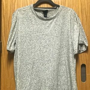 Short sleeved t-shirt
