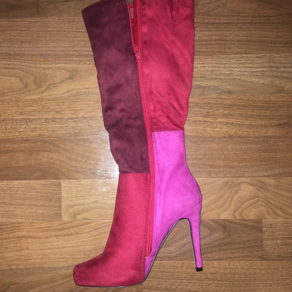 Tall boots with heel