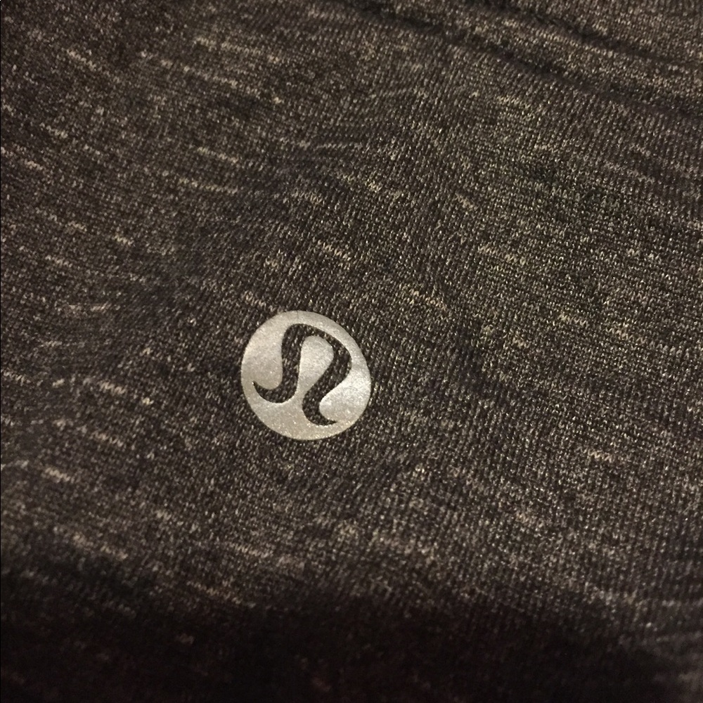 Lululemon shirt sleeve shirt