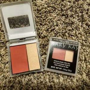 Mary Kay blush highlighter duo