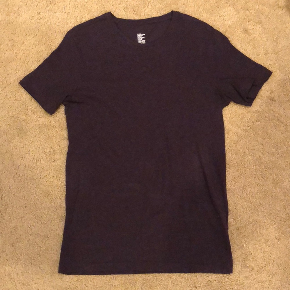 Men’s Medium Maroon stretch fit tee