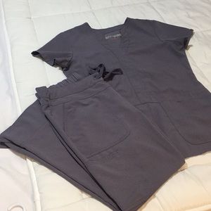 GREYS ANATOMY SCRUB SET small