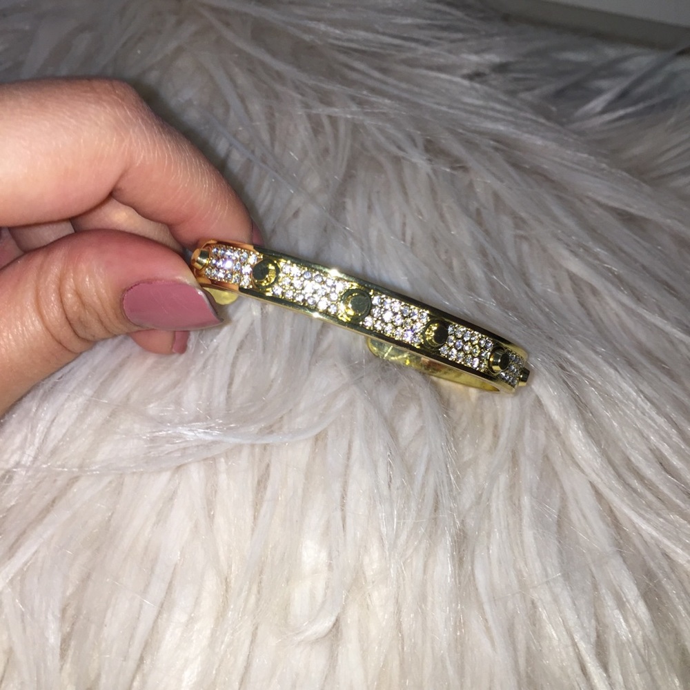 Gold Rhinestone studded cuff - Picture 4 of 8