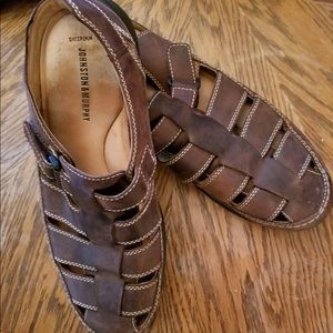 Men’s  Size 12M Fisherman Sandal