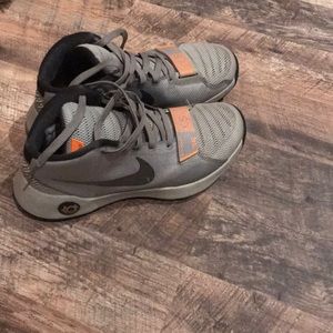 Nike Kevin Durant men’s size 8