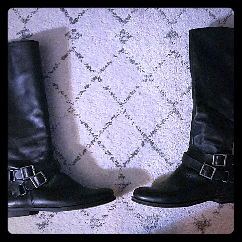 Flat black moto boots Size 7