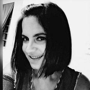 Meet your Posher, Adriana