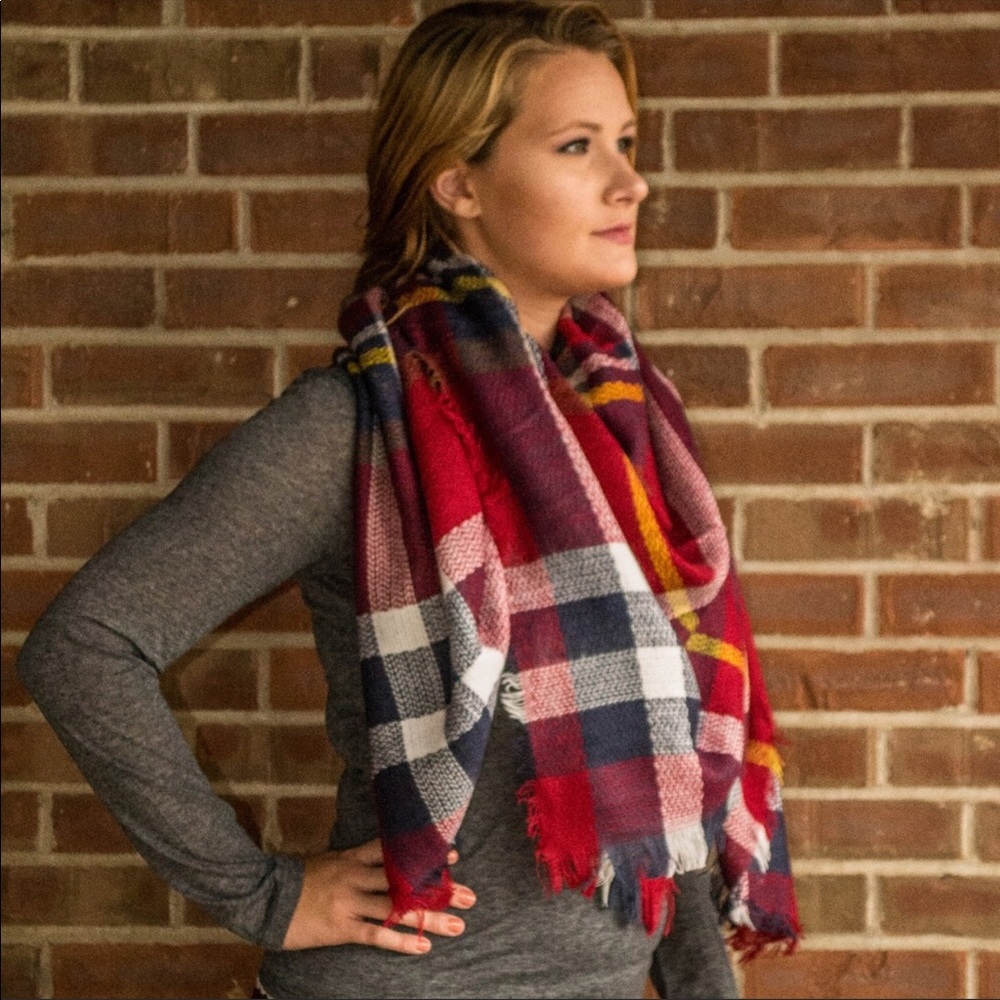 Blanket Scarf🍁🍃🍂💥REDUCED💥 - Picture 2 of 2