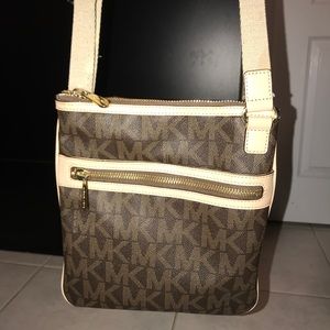 Michael Kors crossbody! New condition!