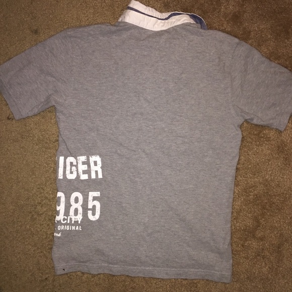 Women’s Grey Tommy Hilfiger Polo - Picture 4 of 4