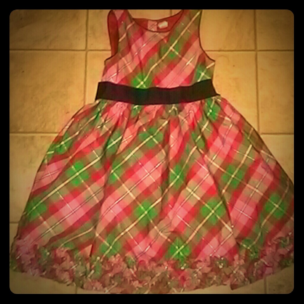 Girls size 7 Christmas Dress