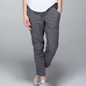 RARE Lululemon Gray Street to Studio  10