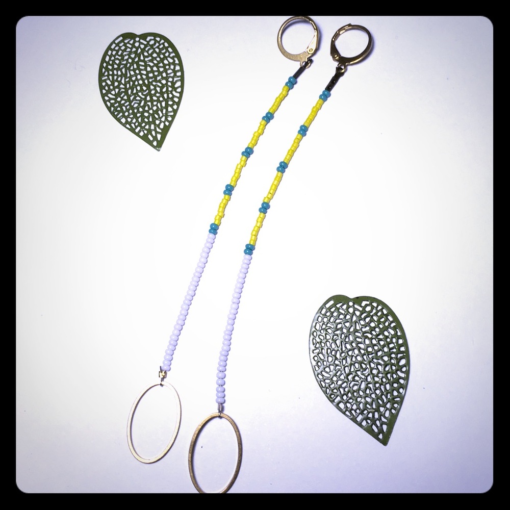 Dangle beaded earrings
