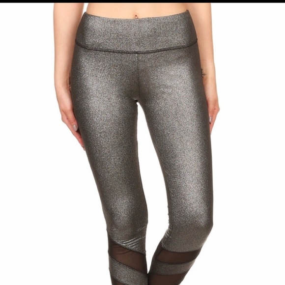 Active wear metallic leggings - Picture 2 of 5