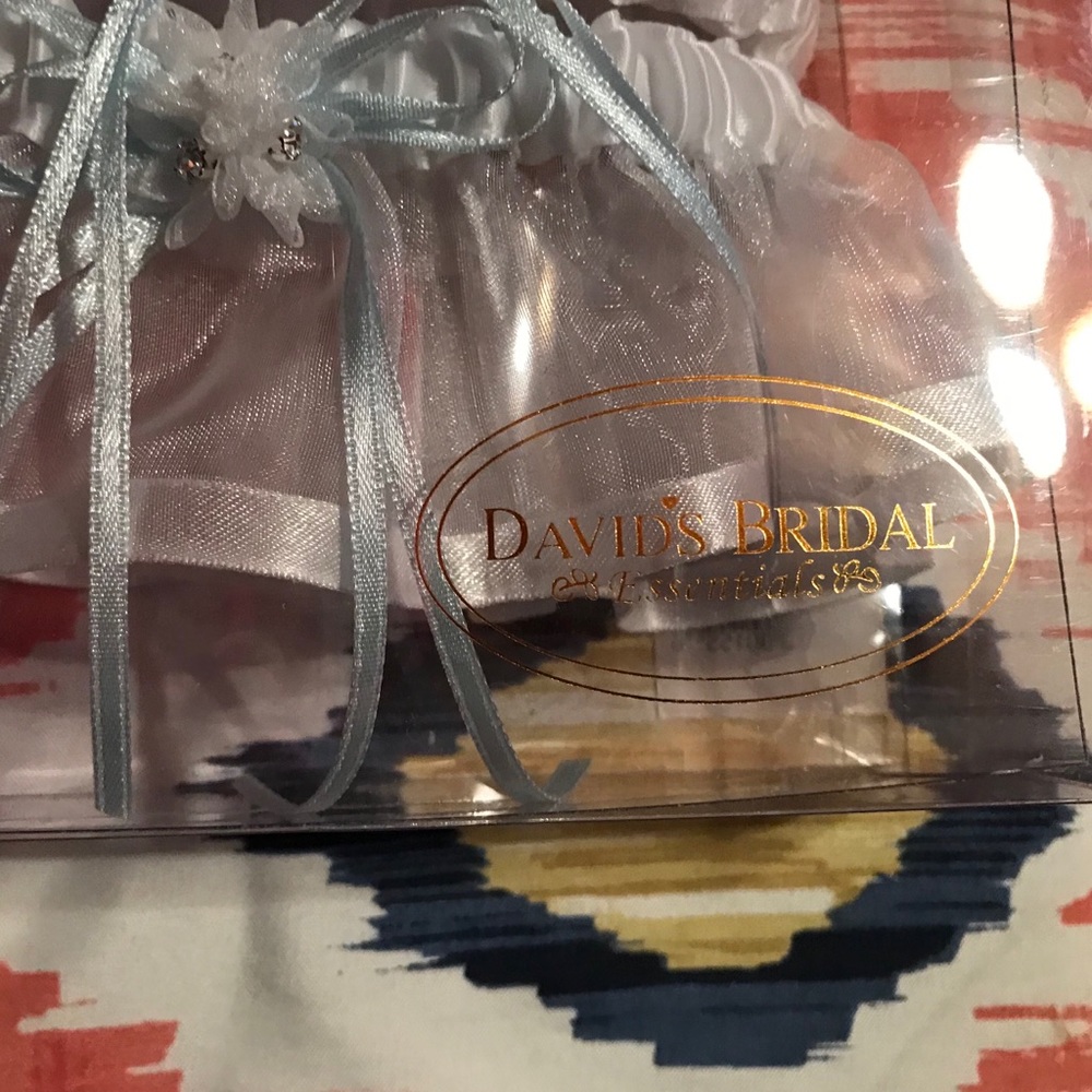 David’s Bridal Garter Set💍💋