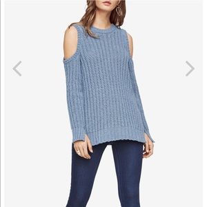 BCBG cable knit cold shoulder sweater 💙