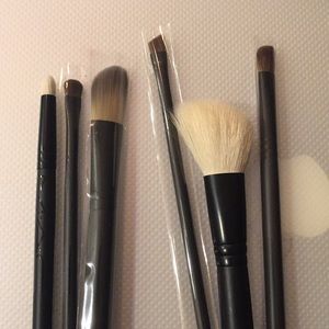 MAC cosmetics mini eyeshadow brushes NWOT