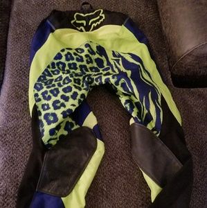 Final price drop 180 fox performance racewear