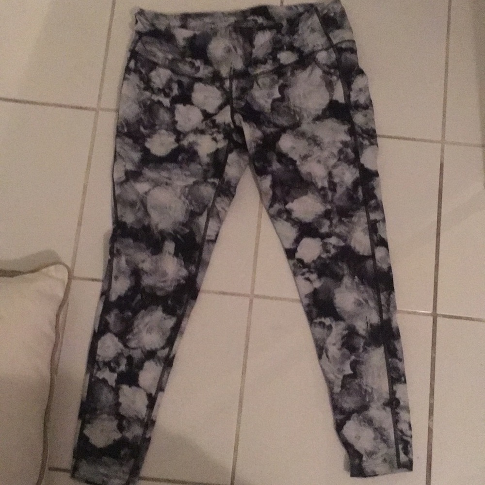 Athleta leggings