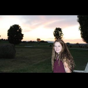 Meet your Posher, Sierra