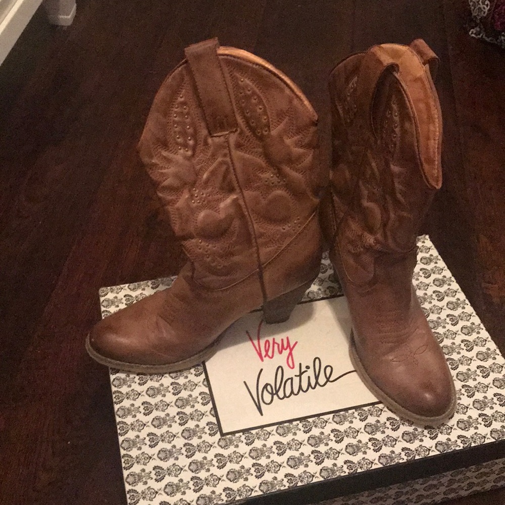 Very Volatile Cowgirl boots