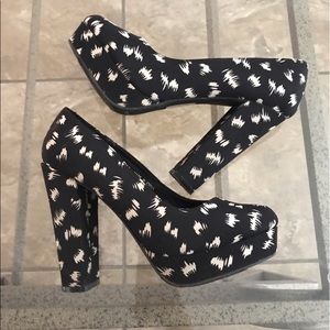 Forever 21 platform heels, 7.5