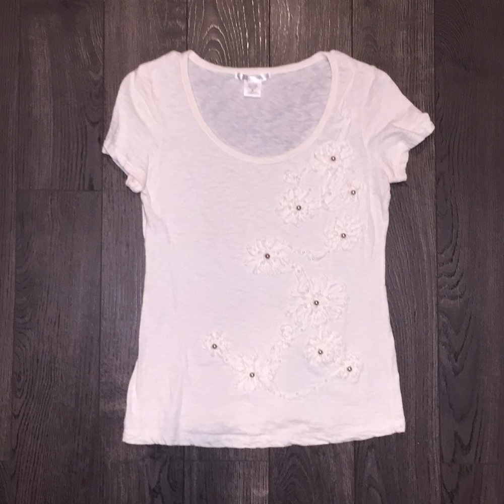 Pearl Floral Appliqué Tee