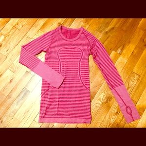 Lululemon L/S swiftly Lucy stripe