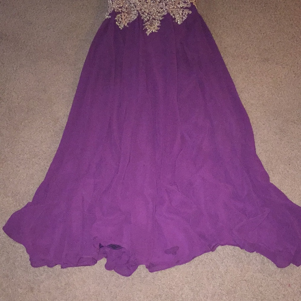 Prom/Bridesmaid/Gala gown - Picture 2 of 4