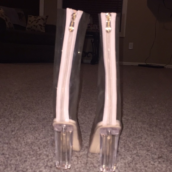SOLD 🎉 robbin clear perspex bootie heels - Picture 6 of 7