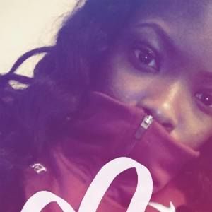 Meet your Posher, Domanique