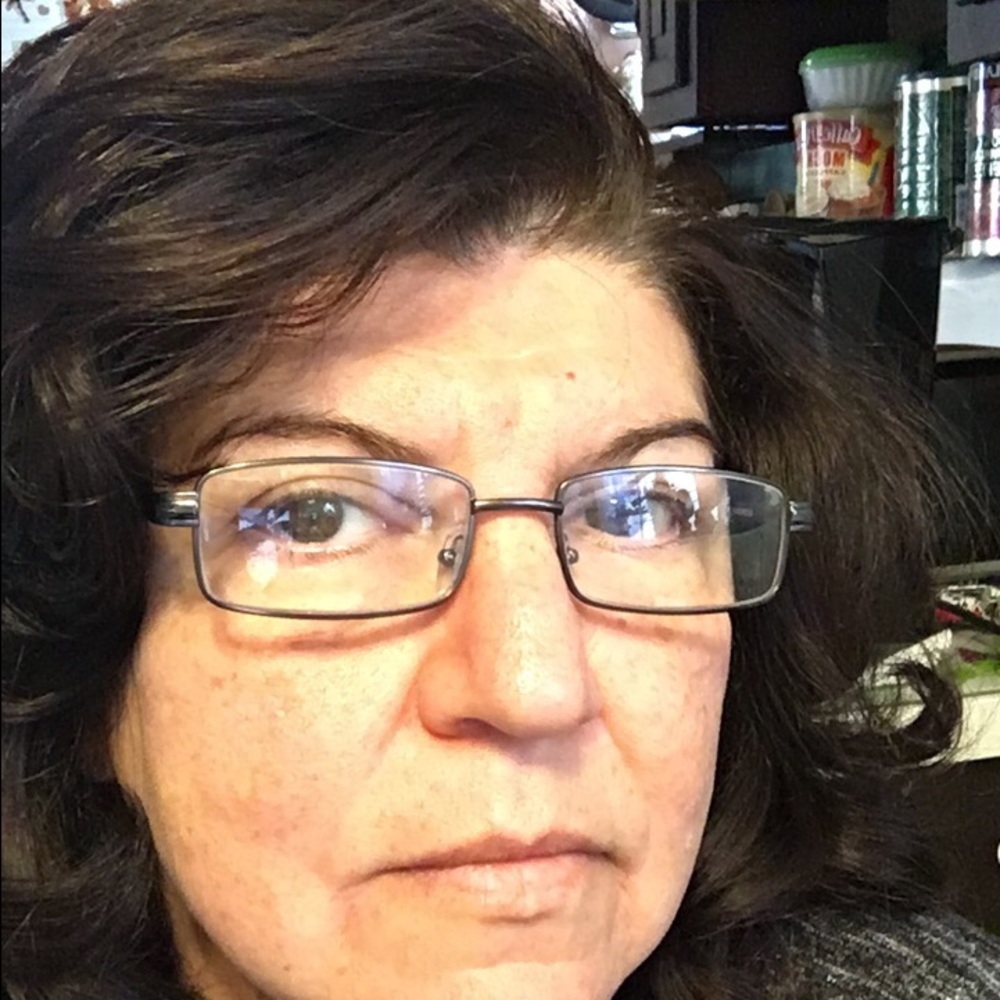 Meet your Posher, Helen