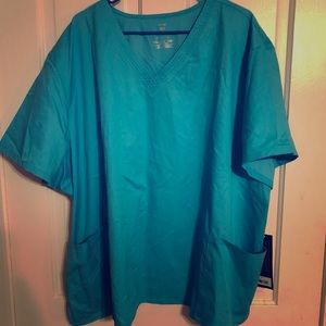 Cherokee Luxe 5x Scrub Top
