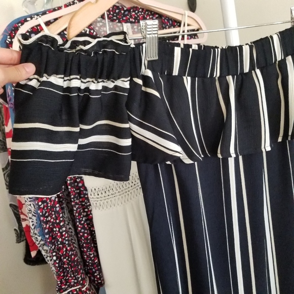 Stripe off-shoulder ruffle maxi - Navy - Picture 3 of 6