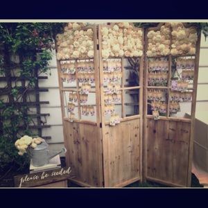 Rustic Wedding Place Card Holding