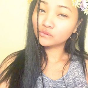 Meet your Posher, Ria antonette