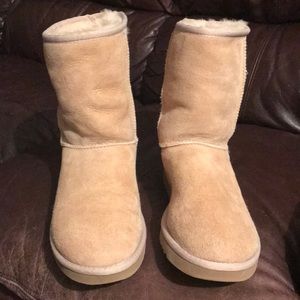 Ugg Classic Short Boot